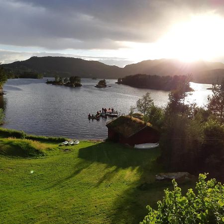 Teigen Leirstad, Feriehus Og Hytter Eikefjord Екстер'єр фото